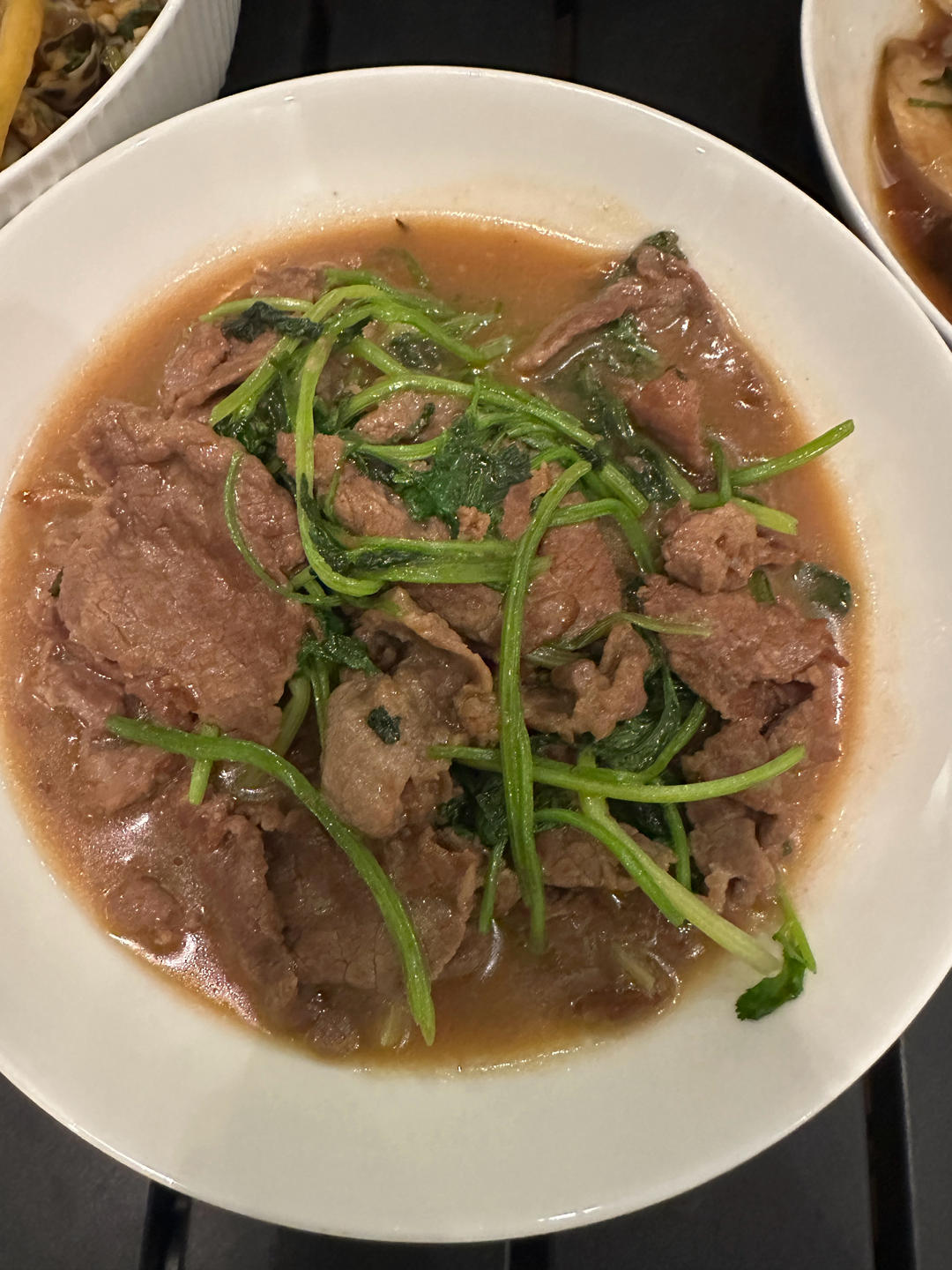 香菜爆炒牛肉（主打嫩）