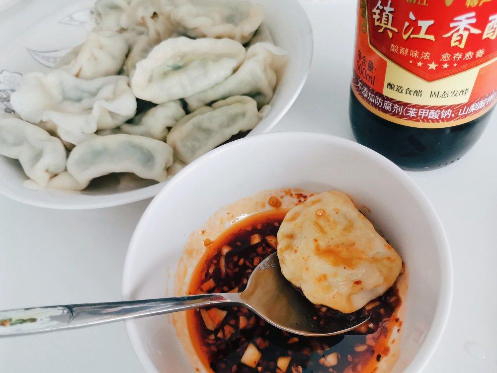 经典的韭菜鸡蛋馅儿饺子 怎么吃都不会腻