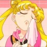 菲菲小美女