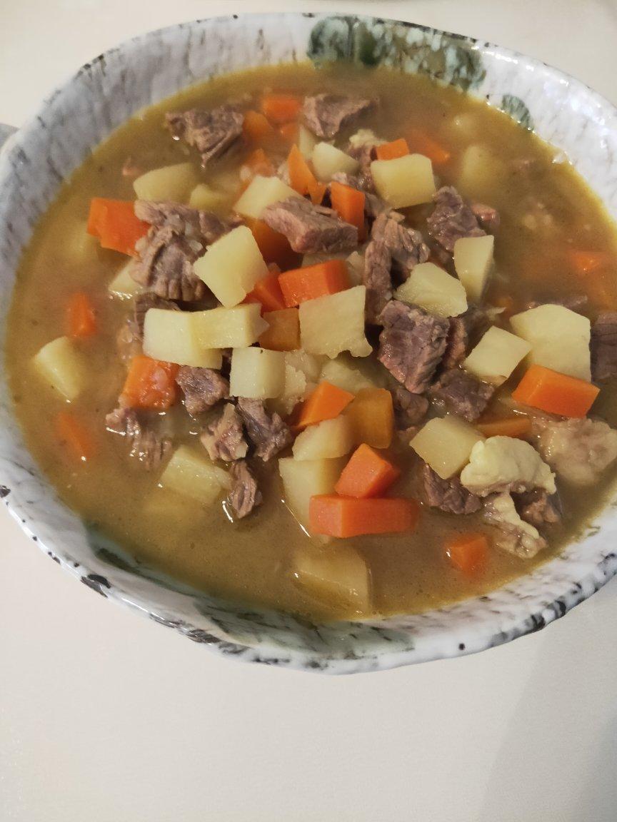 咖喱土豆烧牛肉