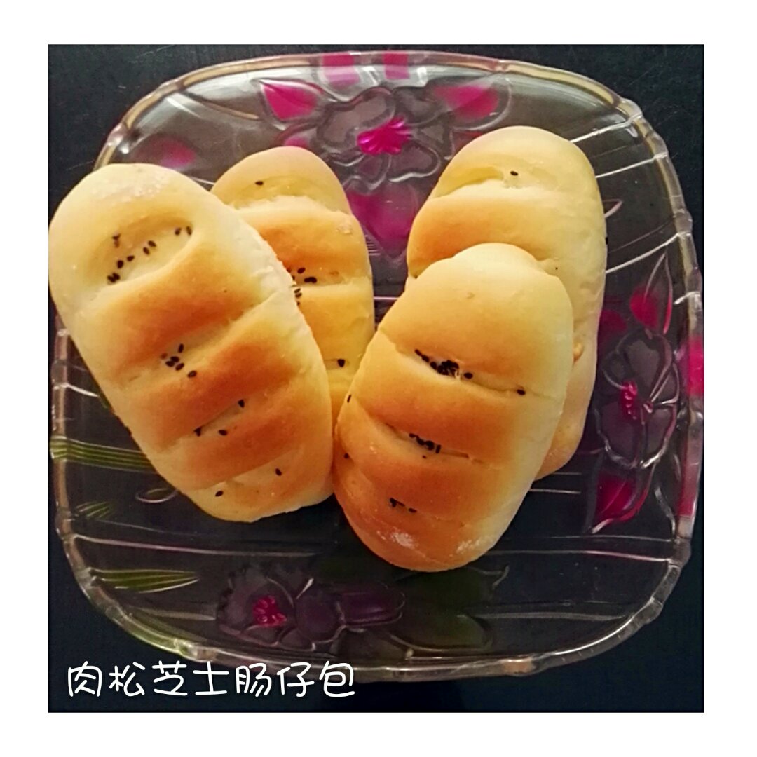 肉松肠仔包