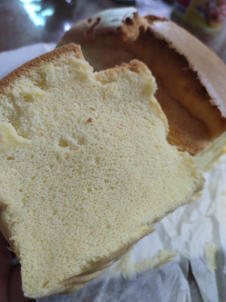 堪比柯基屁股
爆浆芝士🧀古早蛋糕