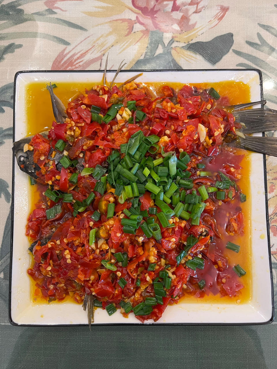 自制剁椒蒸鲫鱼