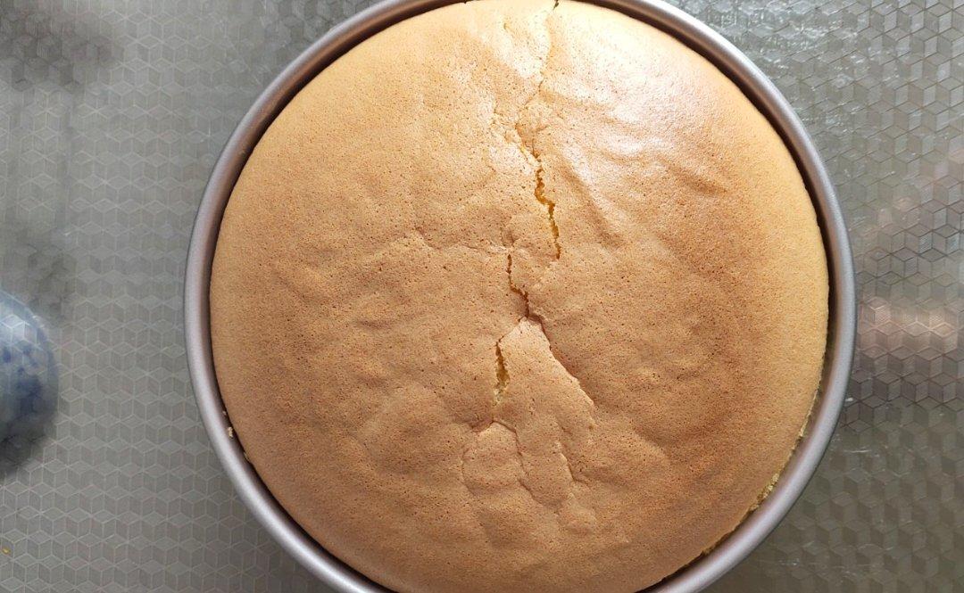 戚风蛋糕8寸不开裂一次成功