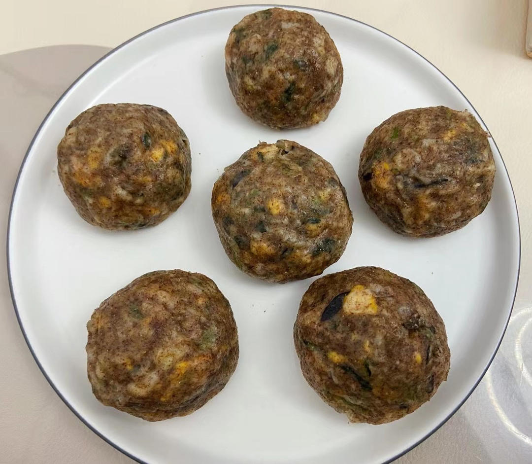 （减脂）玉米面菜团子