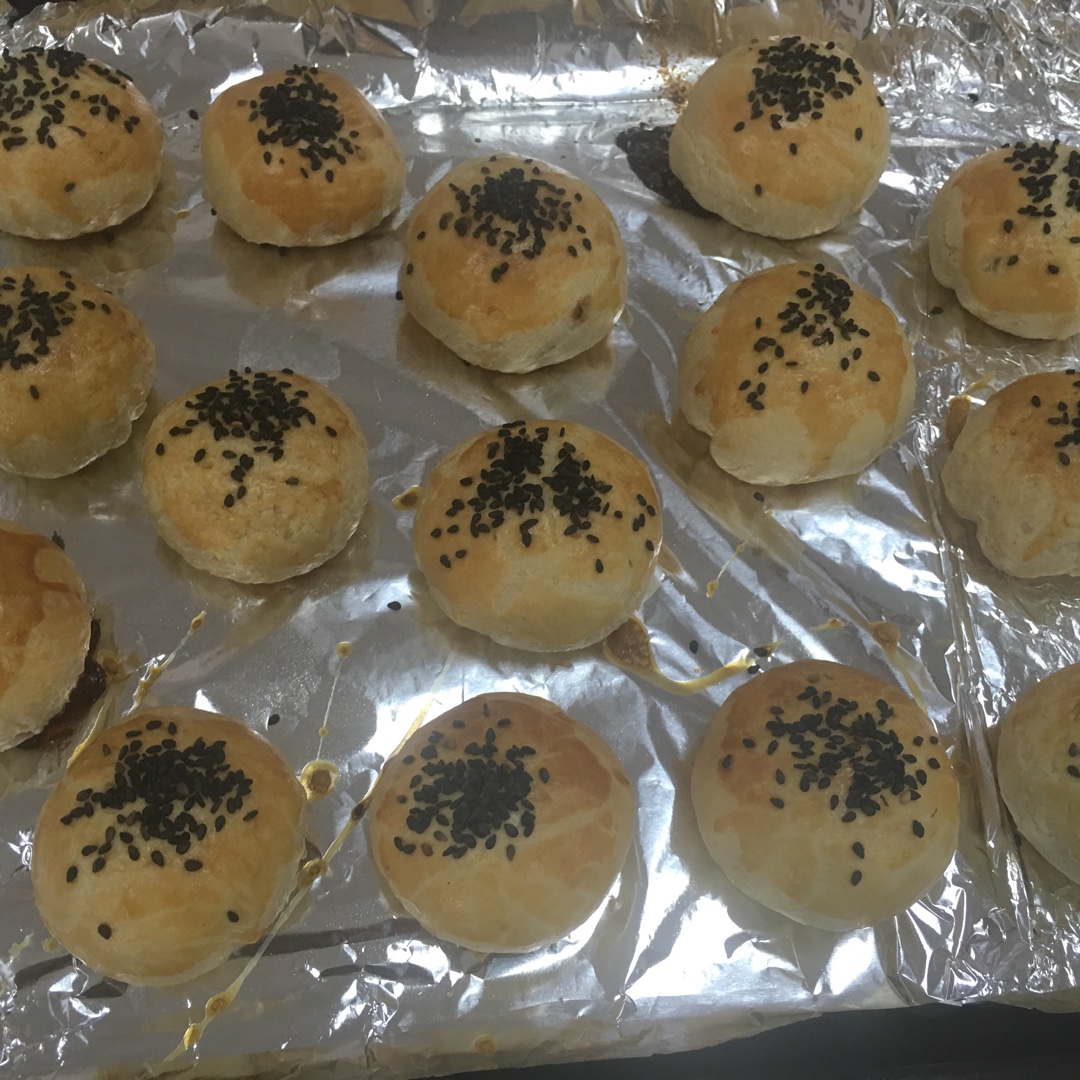 泳式鲜肉榨菜月饼