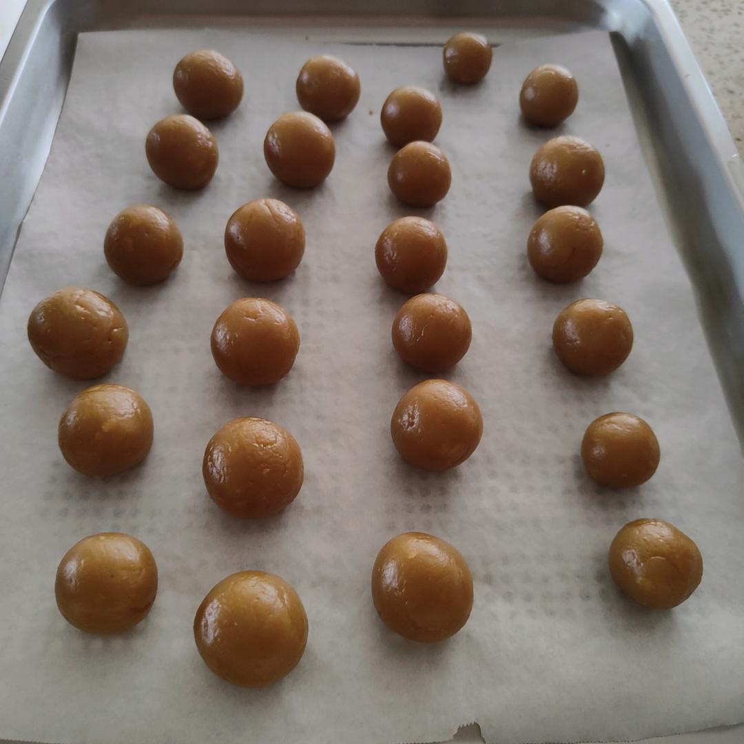 宁波特色小吃---灰汁团