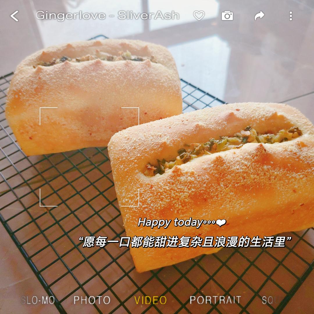 蒜香芝士德肠吐司/超香的咸口吐司