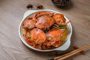 葱姜石头蟹的做法 步骤5