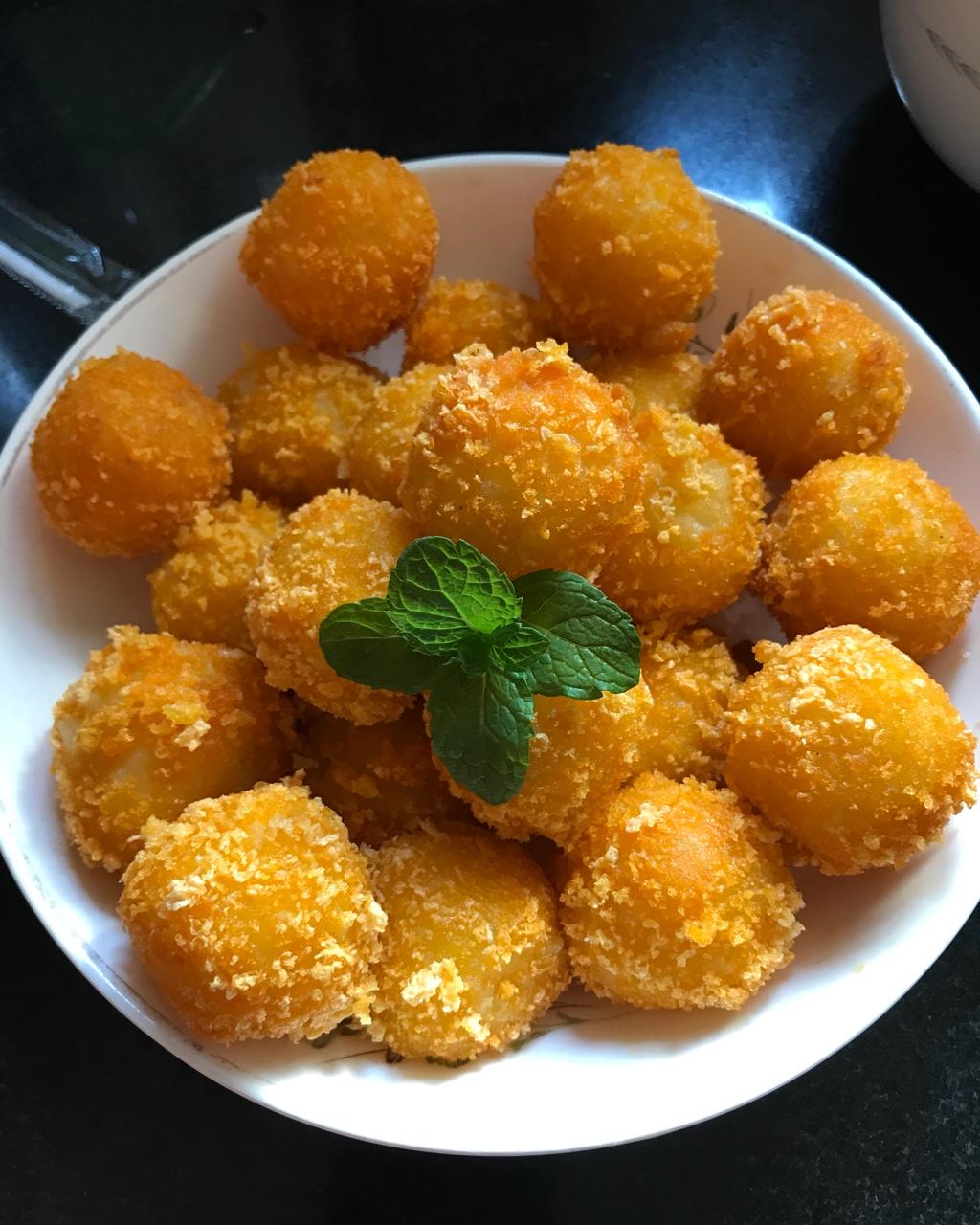 假面骑士1做的炸土豆丸子