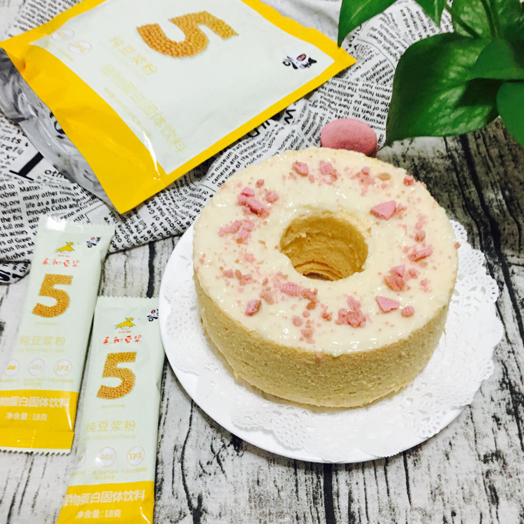 豆乳雪顶戚风蛋糕