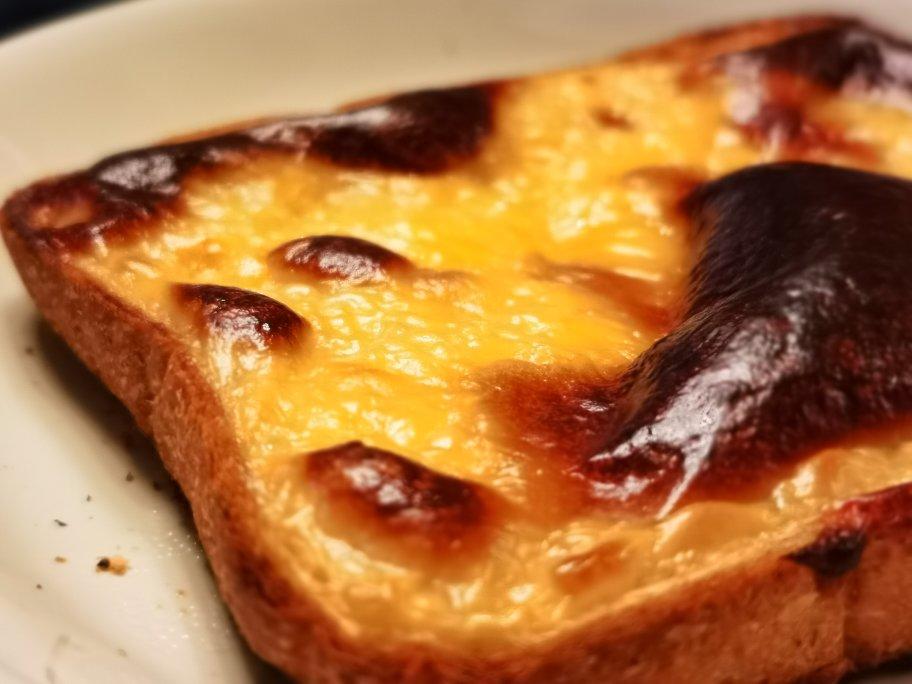 零失败快手岩烧乳酪(熔岩吐司)十分钟网红早餐，好吃哭