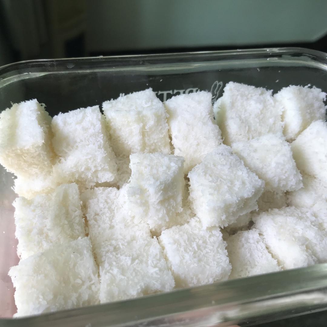 比85℃好吃百倍的椰蓉牛奶小方