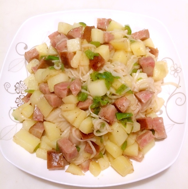 土豆焖面