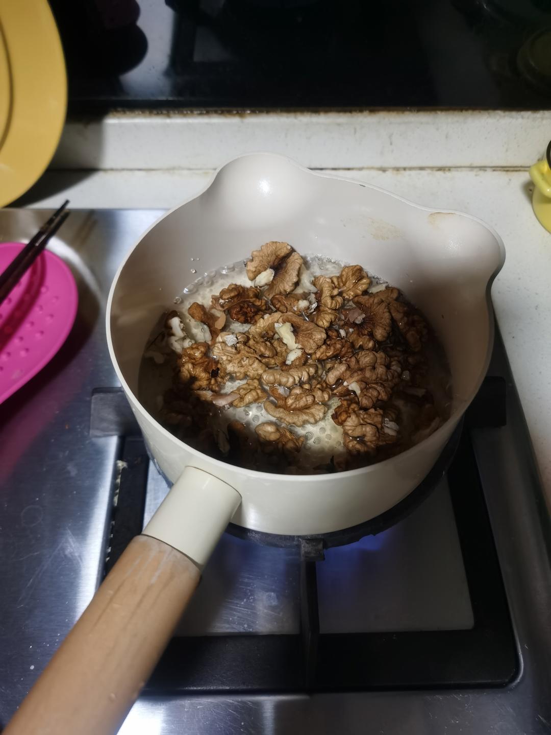 👆【烤箱打卡戳这】琥珀核桃仁-3月美食日记打卡