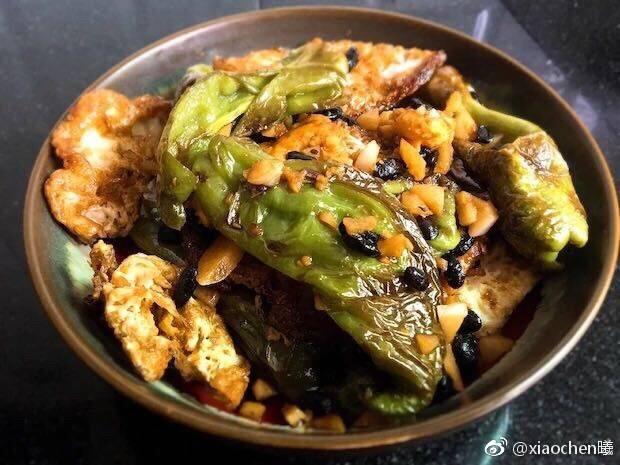 虎皮青椒爆荷包蛋