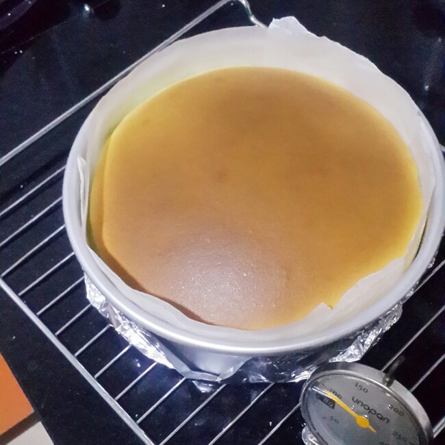 8寸轻乳酪蛋糕
