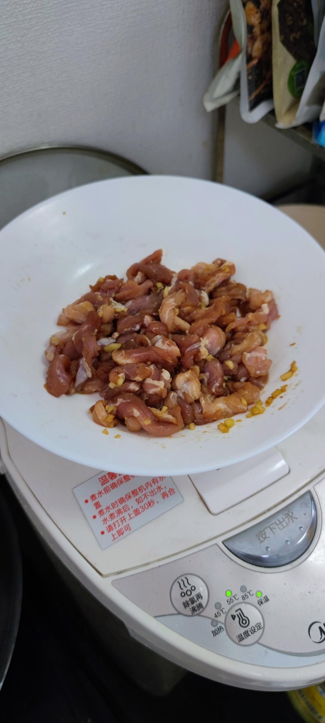豆腐炒肉