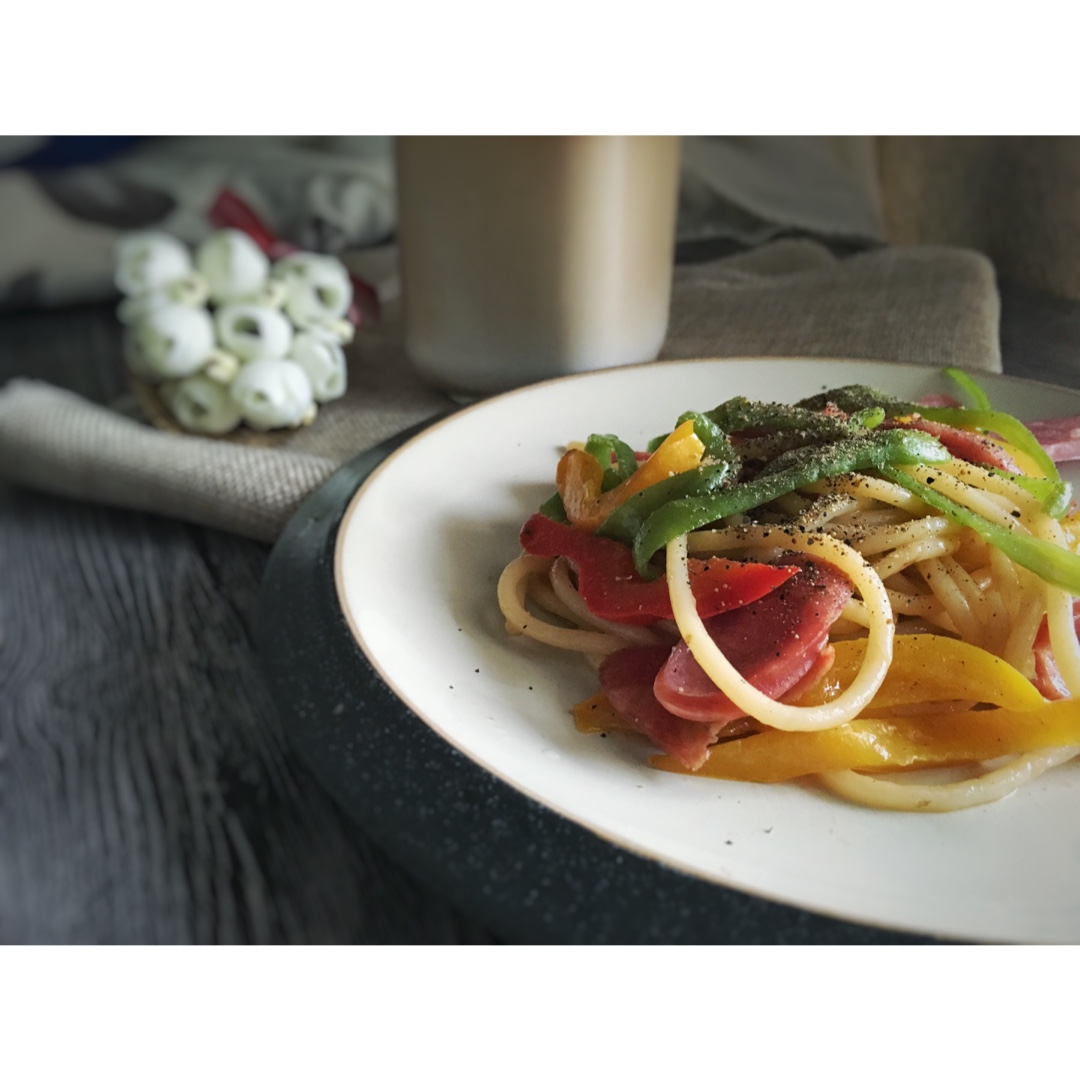 异本食谱－减脂餐 · 甜椒意面