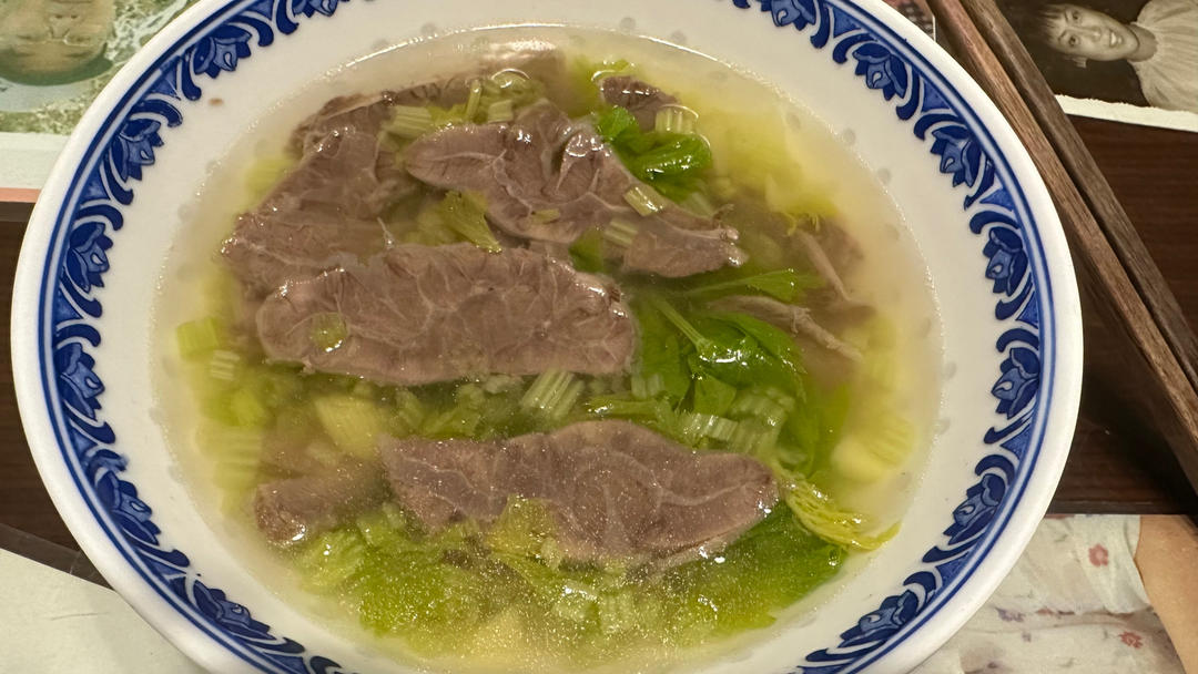 泉水牛肉