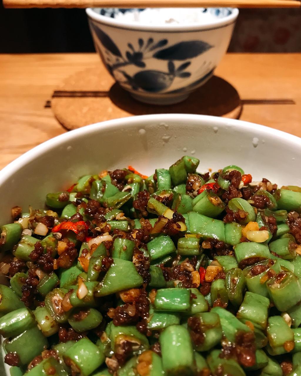 肉沫豆角下饭菜