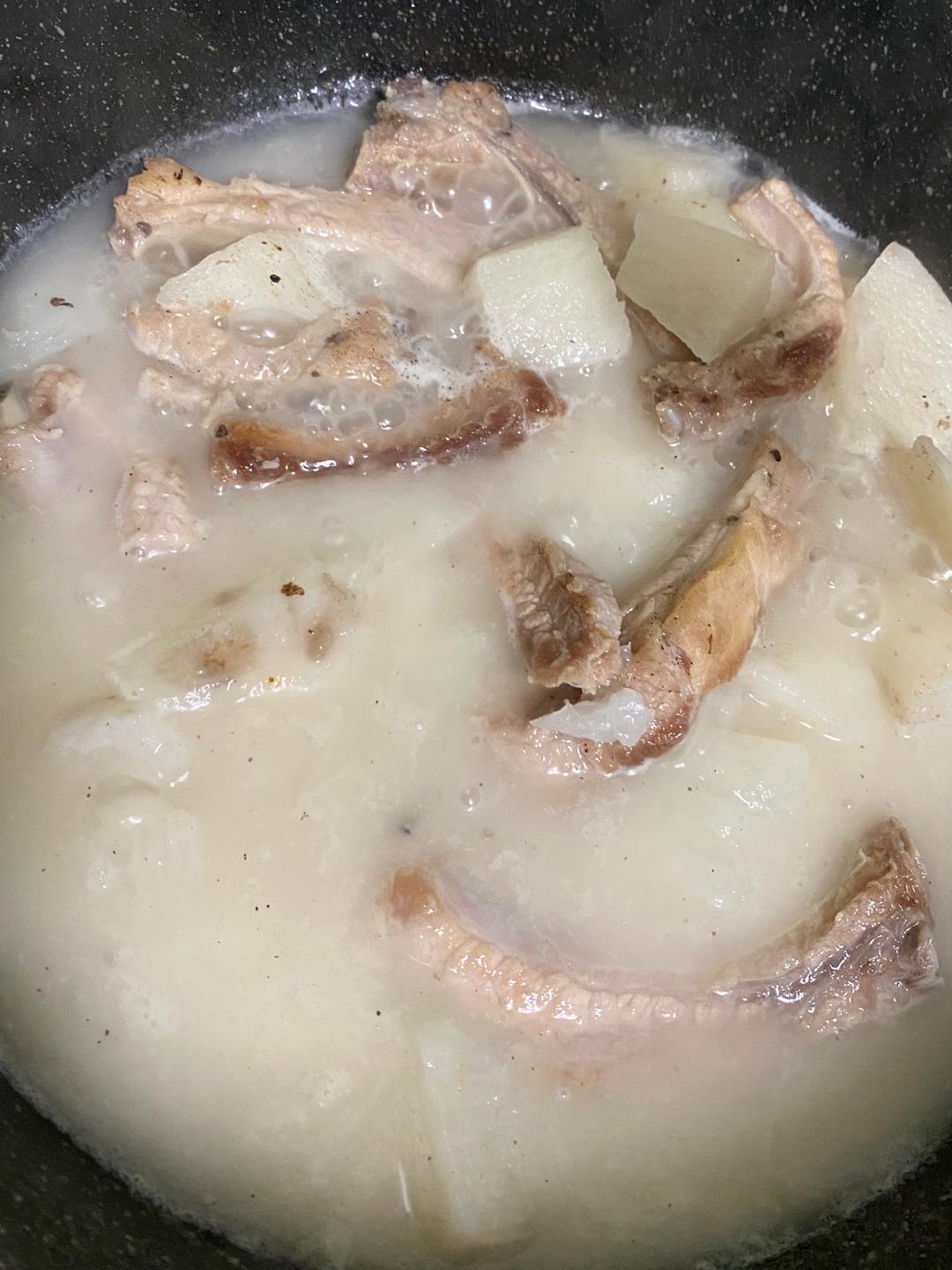 山药排骨汤的做法