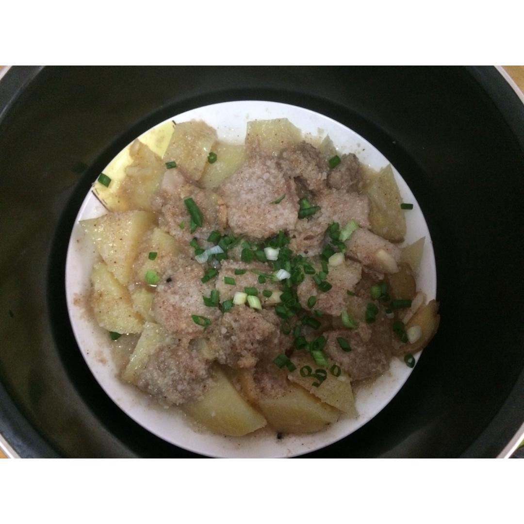 土豆粉蒸肉