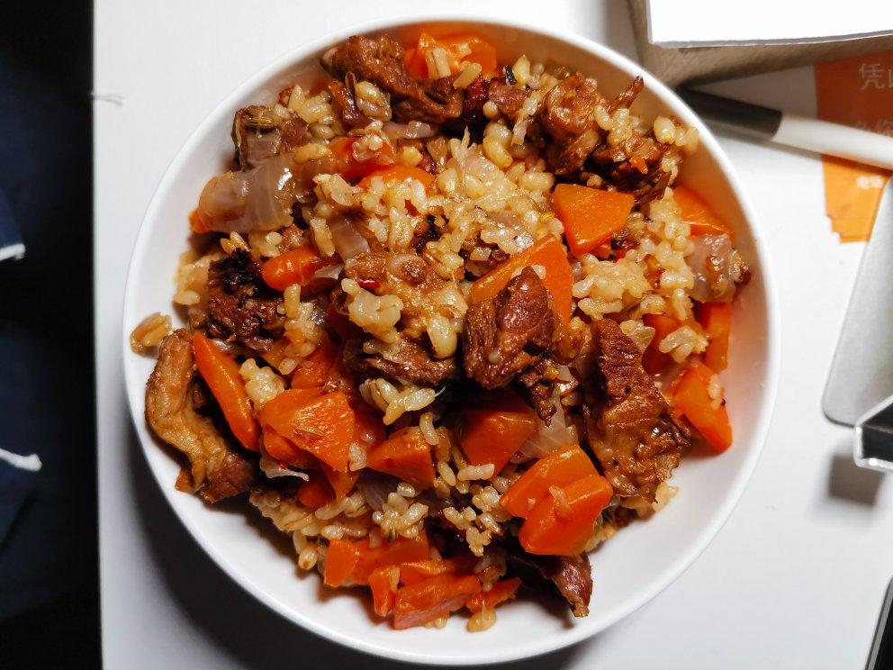 羊肉手抓饭