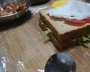 早餐•减脂营养简单三明治的做法 步骤3