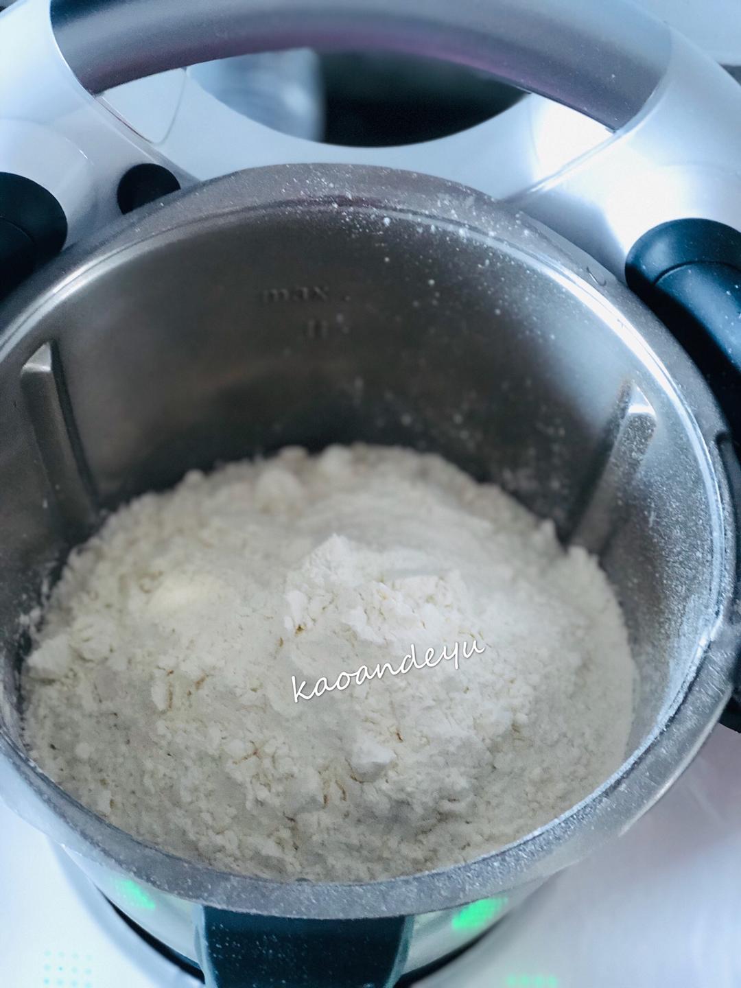 纯奶手撕吐司的做法 步骤1