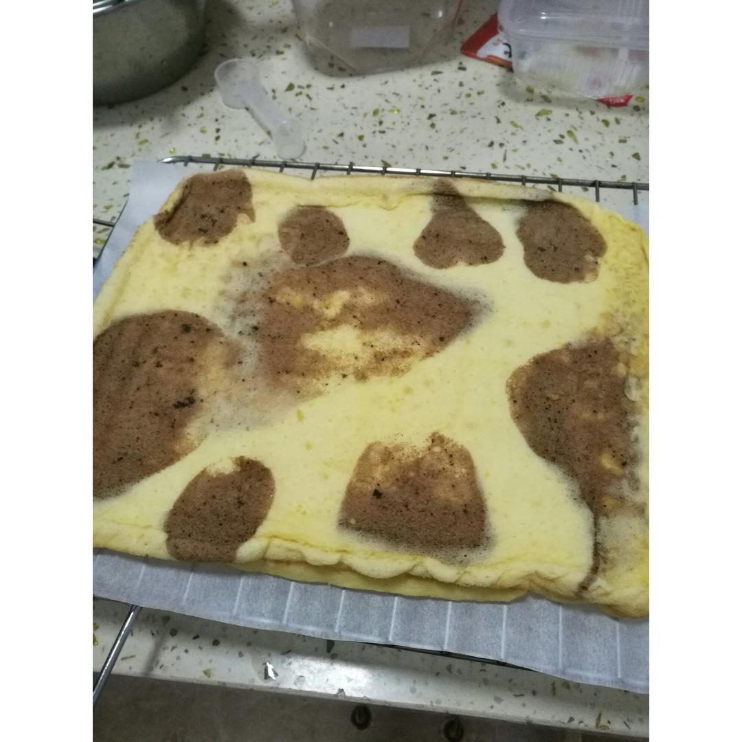 奶牛蛋糕卷+长颈鹿蛋糕卷