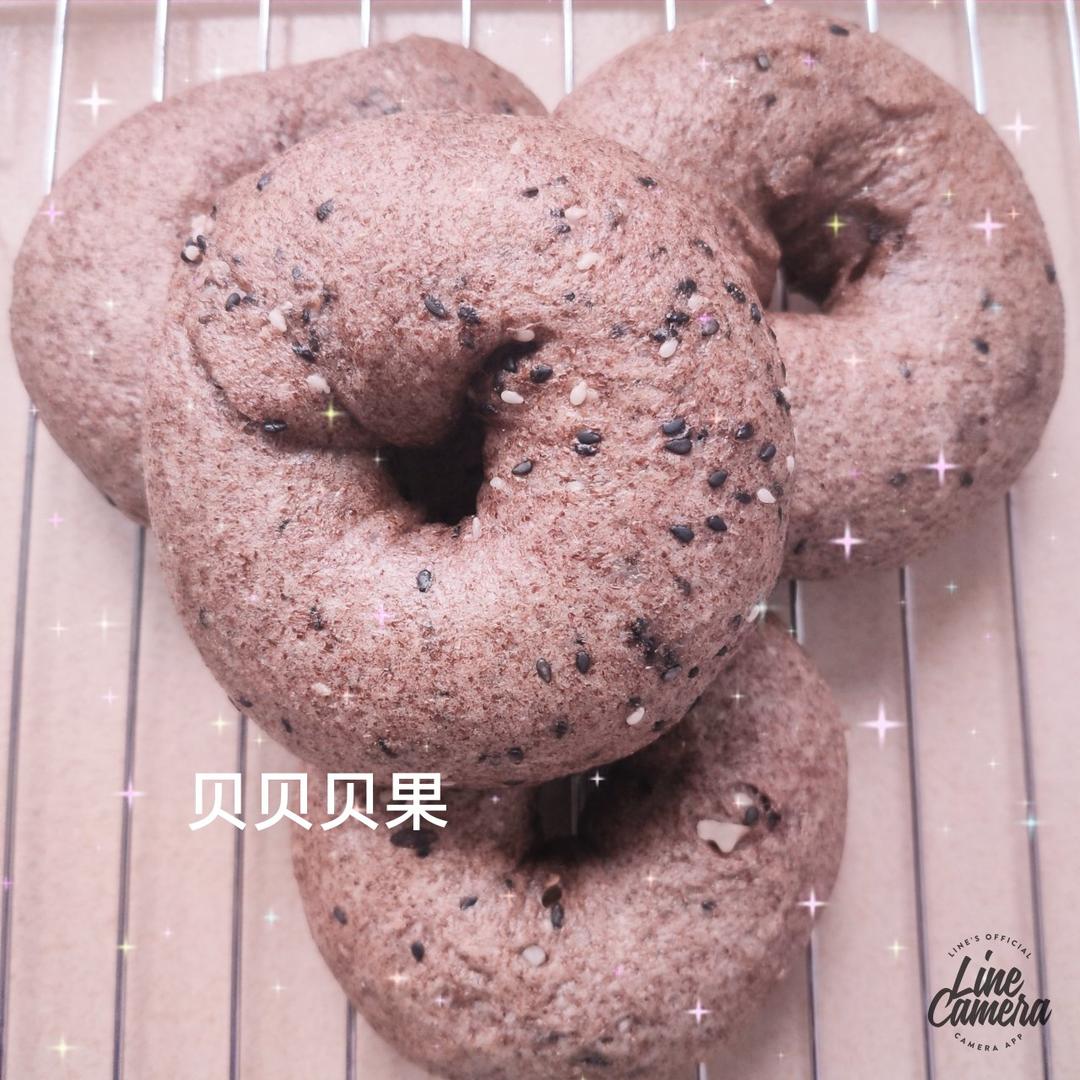 新手友好的无糖无油100%黑全麦贝果