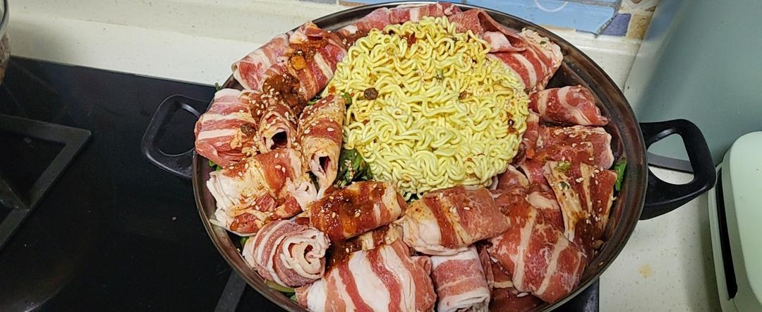 实现肥牛自由的部队火锅