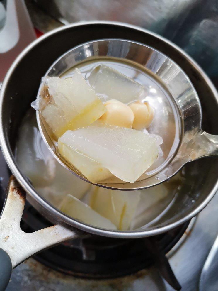 冬瓜莲子汤