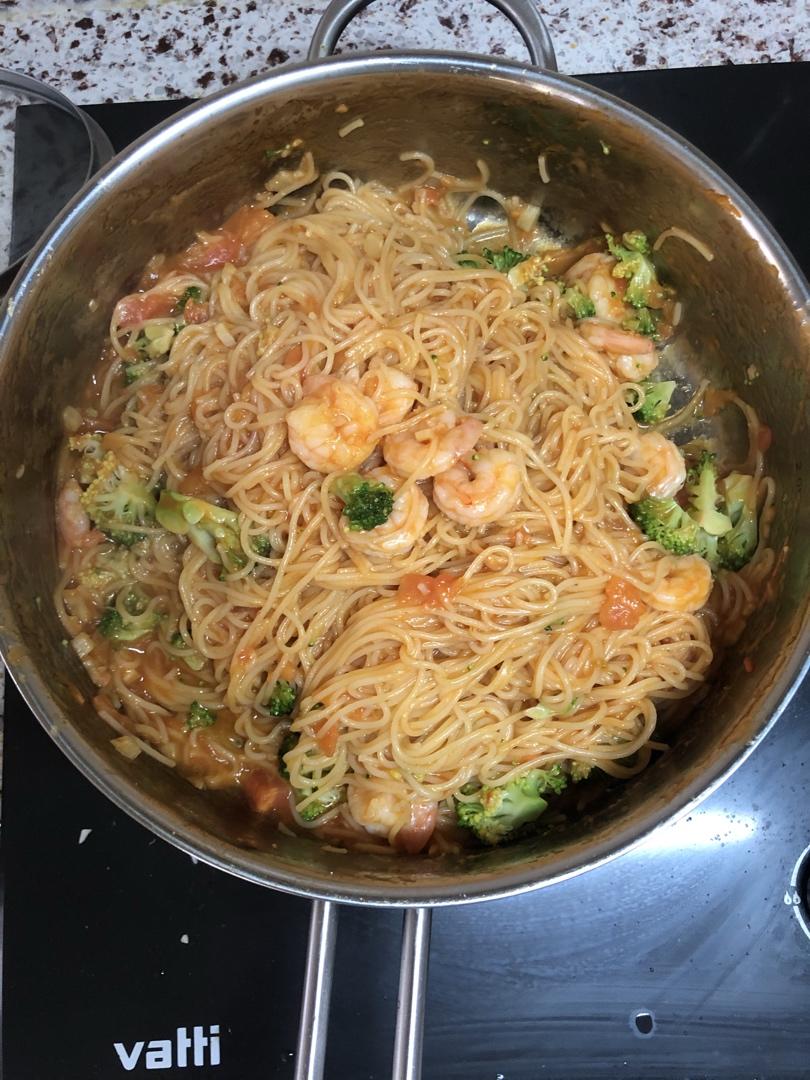 方便又贼好吃の番茄虾仁意面🍝