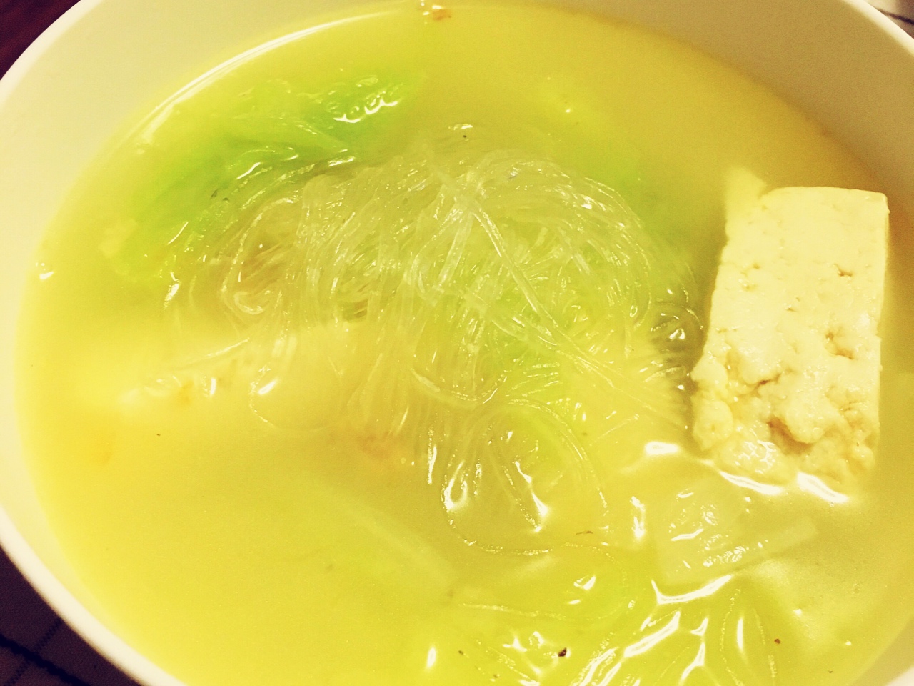 鸭架子汤+白菜豆腐粉丝的做法