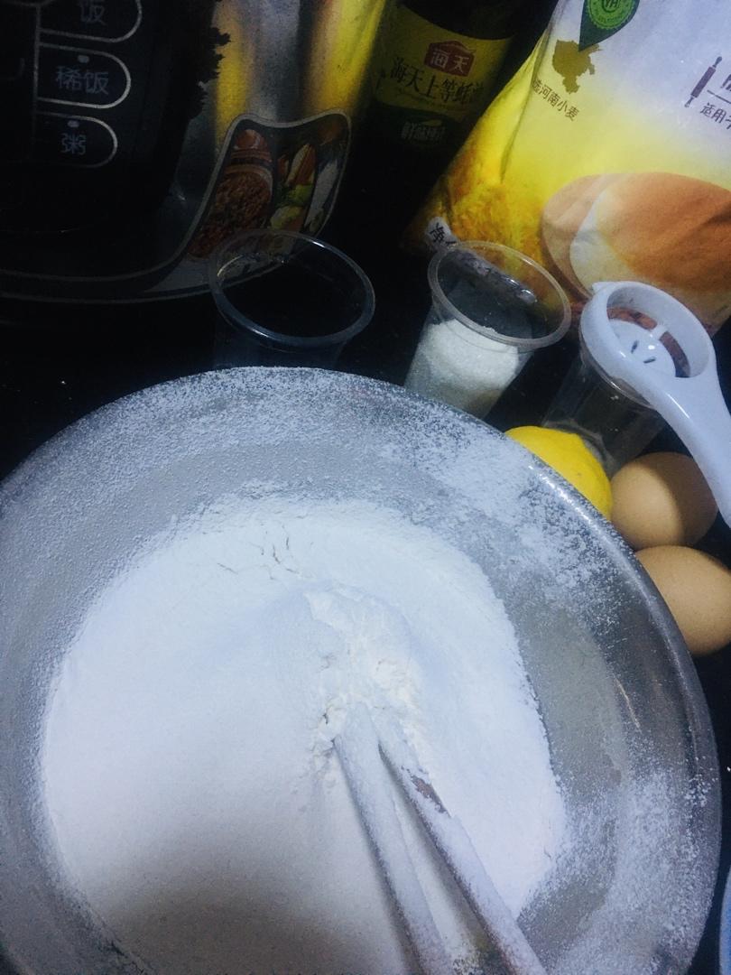 不用电子称只需要普通电饭锅做的电饭锅蛋糕