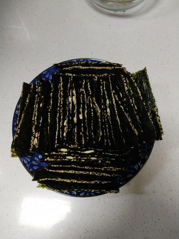 芝麻杏仁片夹心海苔
