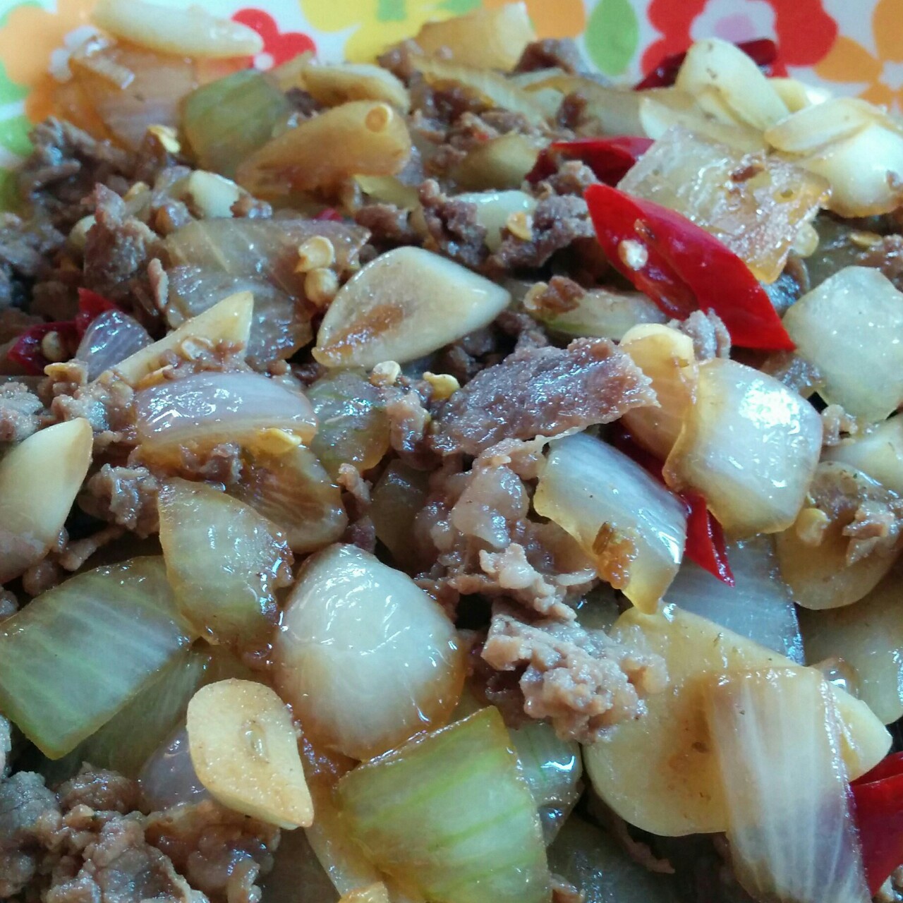 孜然洋葱炒牛肉粒