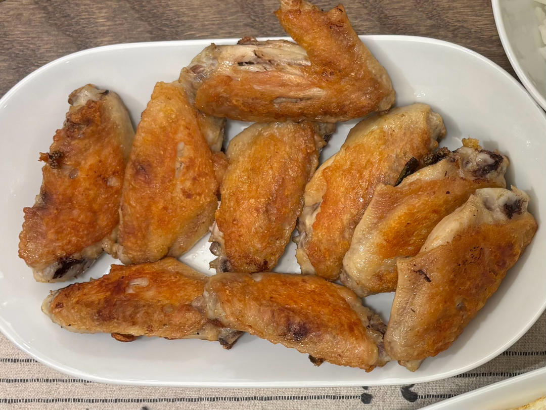 香煎盐焗鸡翅