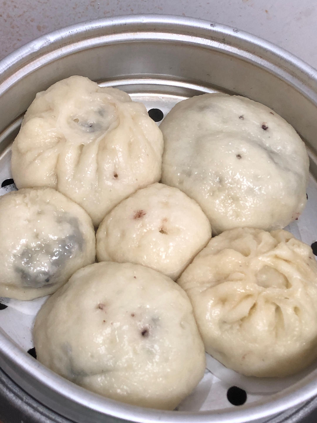 黑米紫米馒头