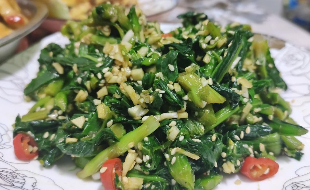 凉拌万年青   去火又好吃😋😋