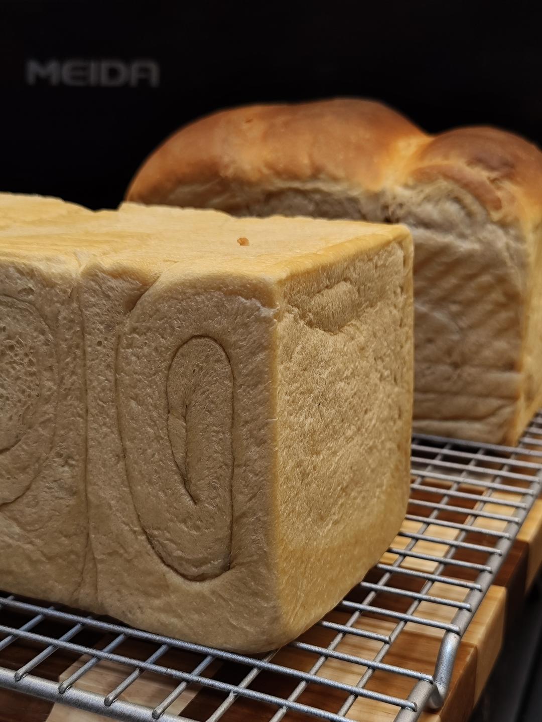 好吃上头，超醇咖啡吐司