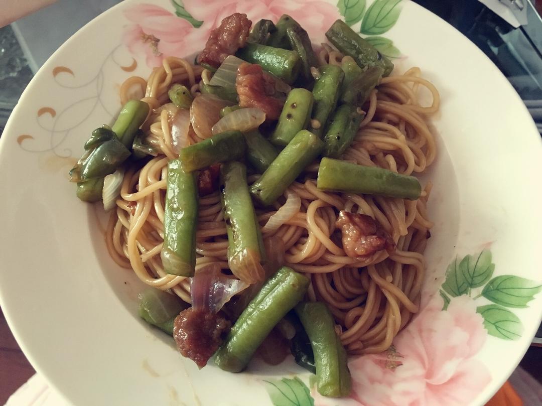 豆角焖面