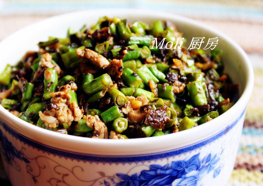 【榄菜肉碎豇豆--总是那么香！】的做法