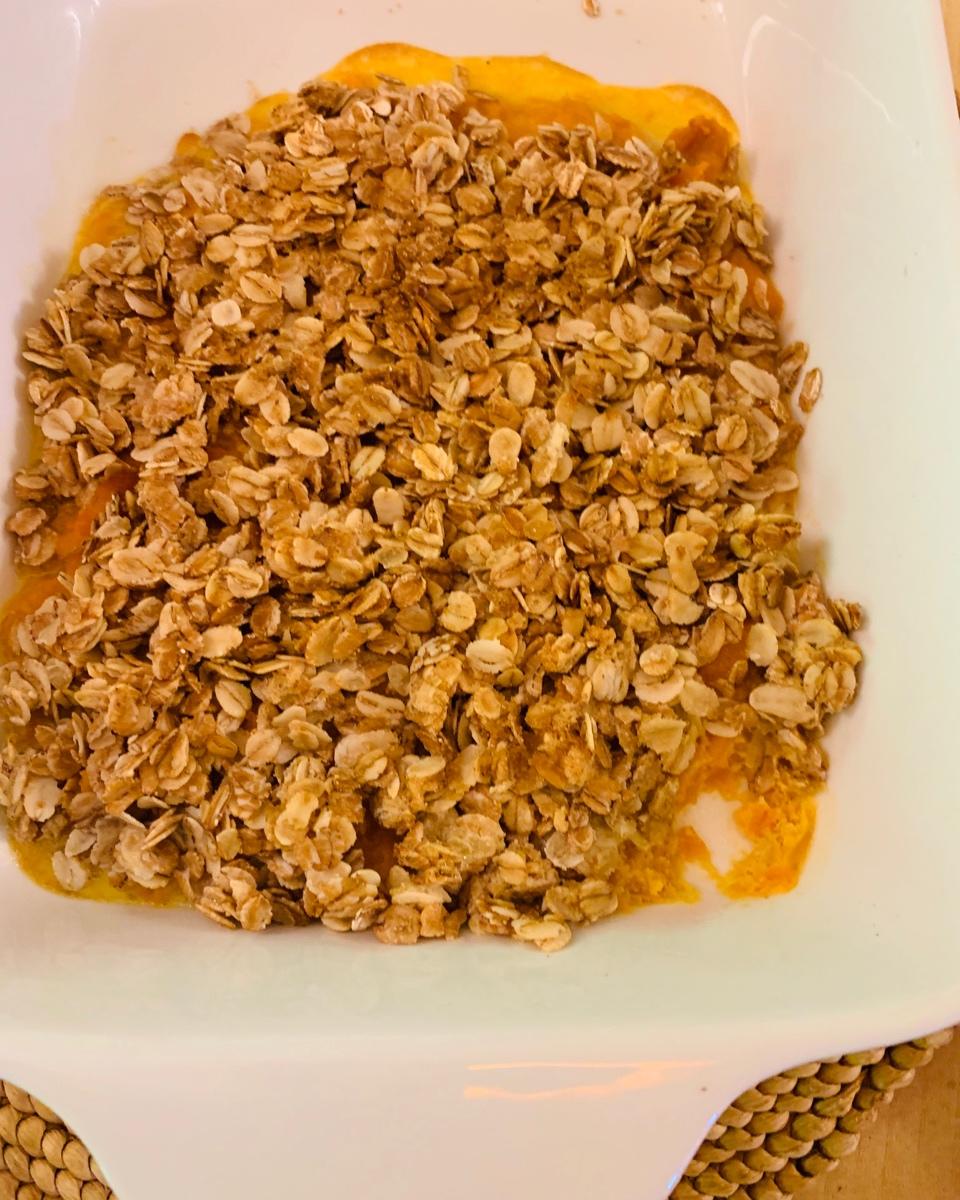 粉糯红薯泥配燕麦酥丨健康·三餐