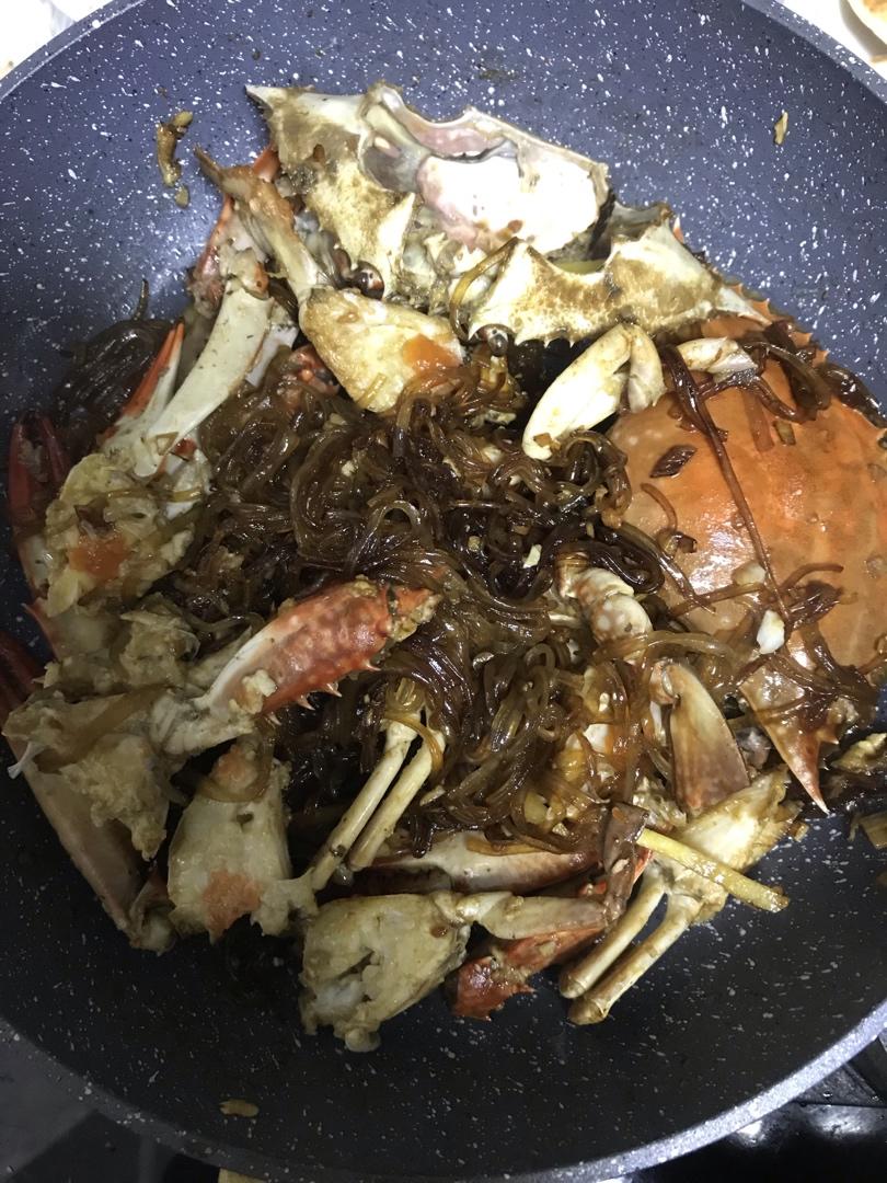 螃蟹粉丝煲
