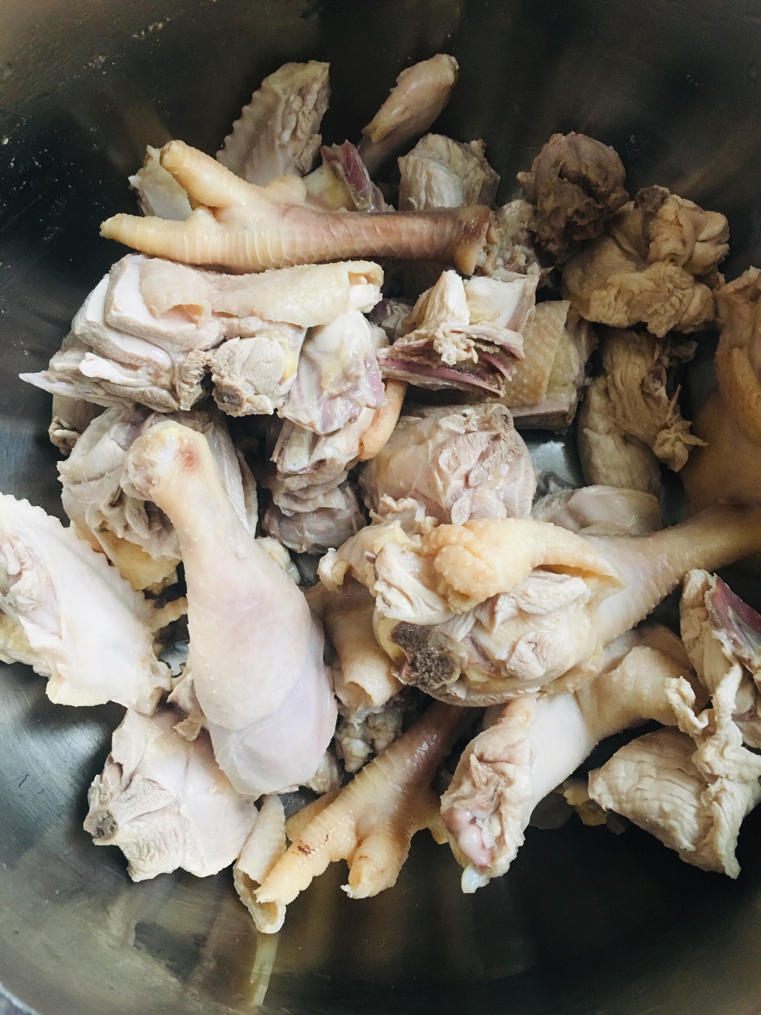 榴莲壳炖鸡的做法 步骤2