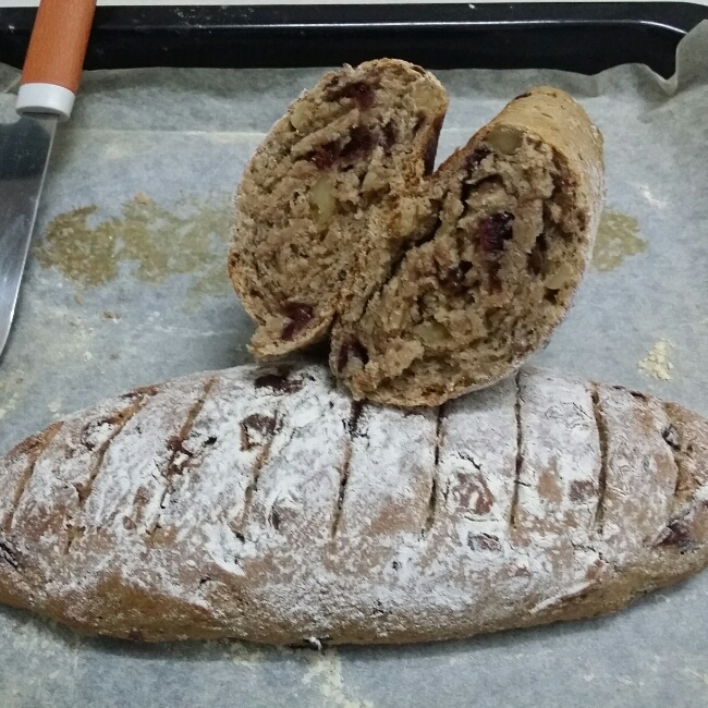 果仁法式乡村面包