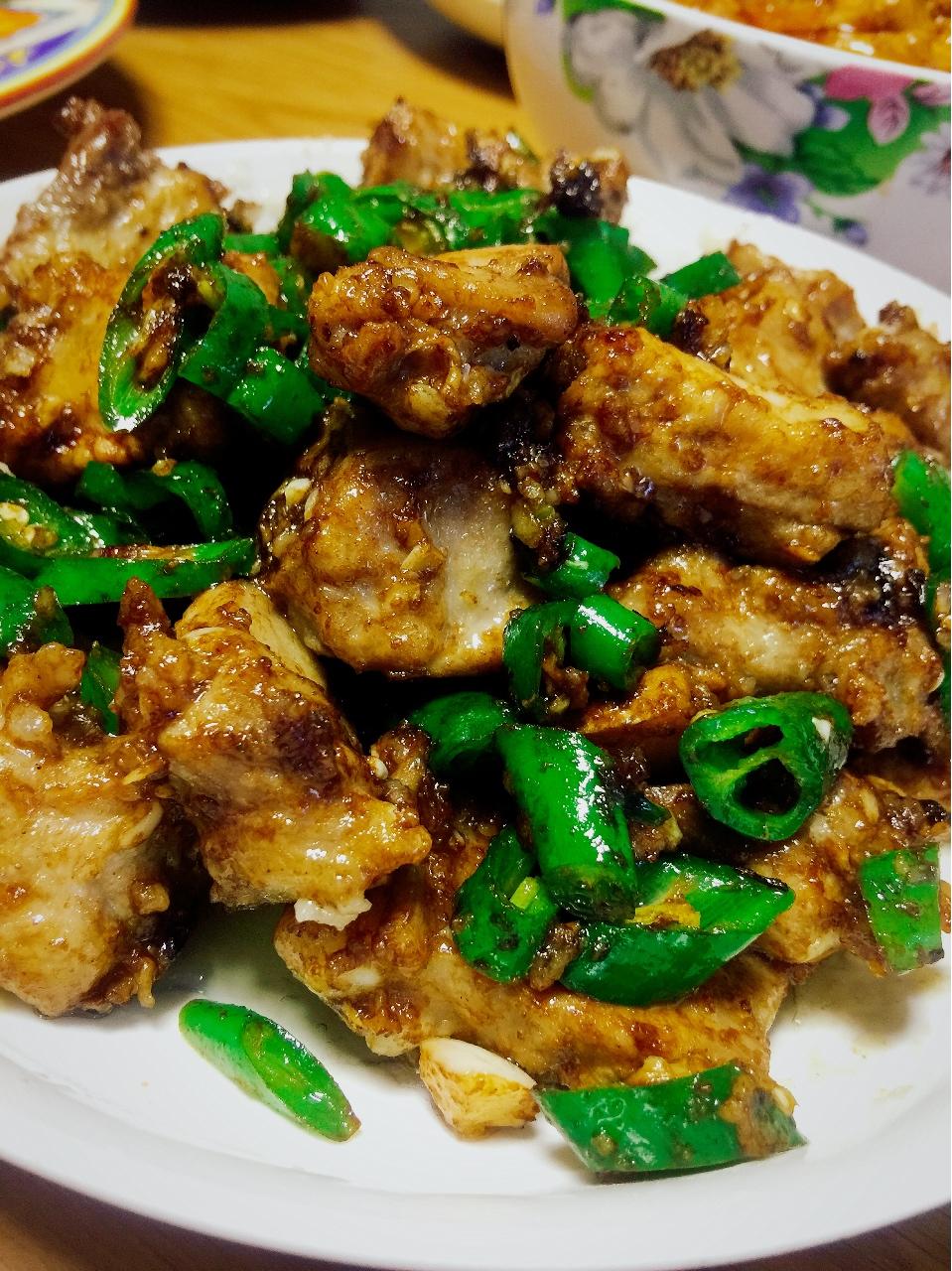 蒜香排骨 Garlic Pork Ribs